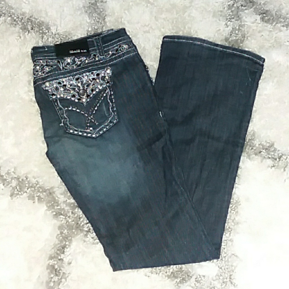 Womens Grace in La Jean's
